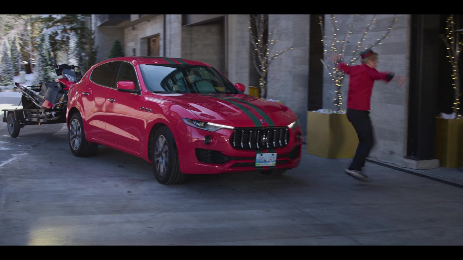 Maserati Levante Red SUV In Falling For Christmas (2022)