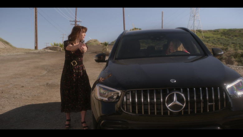 Mercedes-Benz GLC 63 AMG Black SUV in Dead to Me S03E10 We've Reached the End (1)