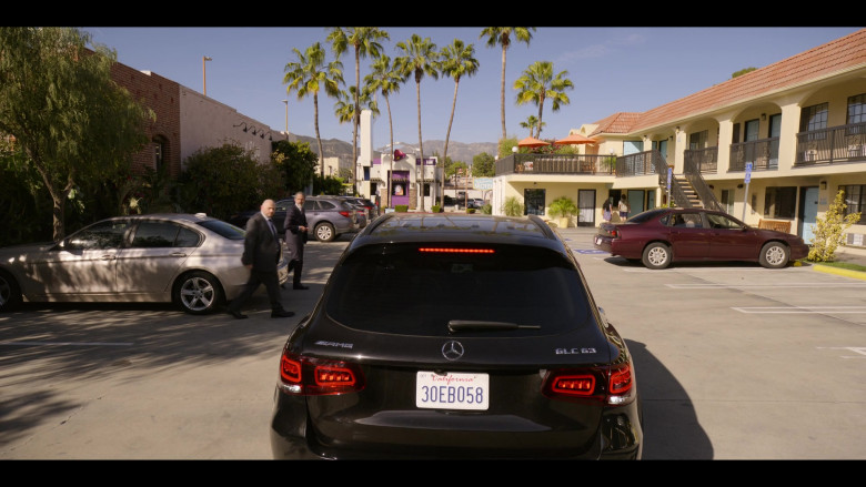 Mercedes-Benz GLC63 AMG Car of Christina Applegate as Jen Harding in Dead to Me S03E09 We're Almost Out of Time (2)