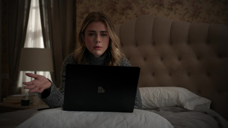 Microsoft Surface Laptop Used by Melissa Roxburgh as Michaela Stone in Manifest S04E04 Go-Around (2)