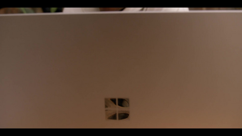 Microsoft Surface Laptop in All American S05E06 Can't Nobody Hold Me Down (2022)