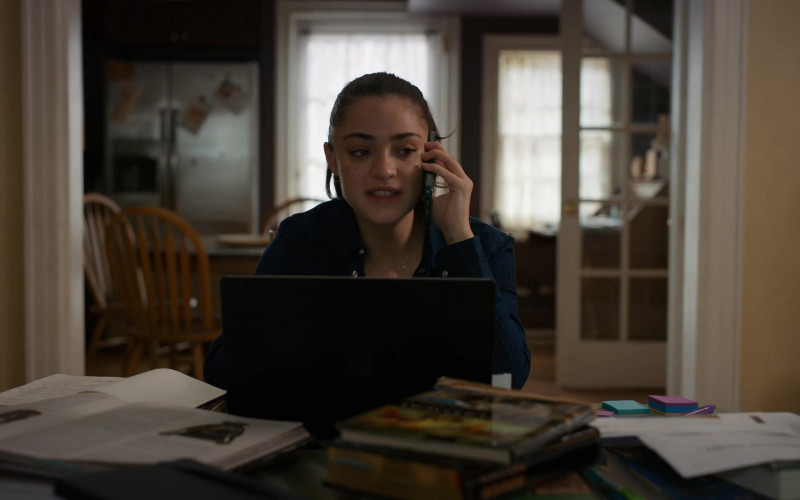 Microsoft Surface Laptop in Manifest S04E08 Full Upright and Locked Position (2022)
