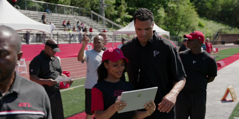 Microsoft Surface Tablet of Marsai Martin as Callie in Fantasy Football 2022 Movie (5)