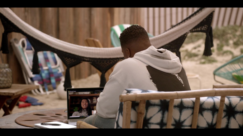 Microsoft Teams Video Conferencing Software in All American S05E06 Can't Nobody Hold Me Down (2)