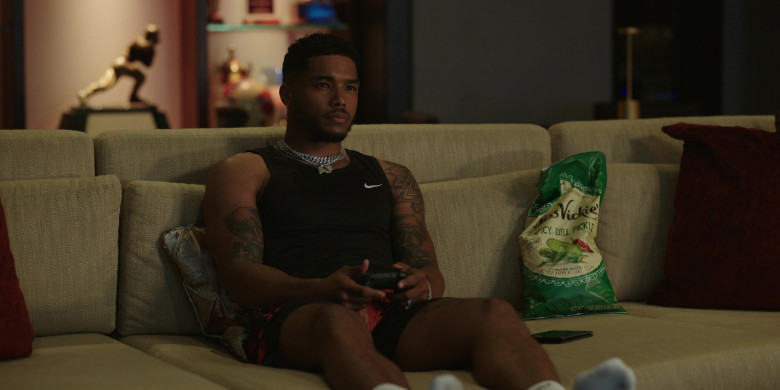 Miss Vickie's, Spicy Dill Pickle Flavored, Kettle Cooked Potato Chips Enjoyed by Rome Flynn (3)