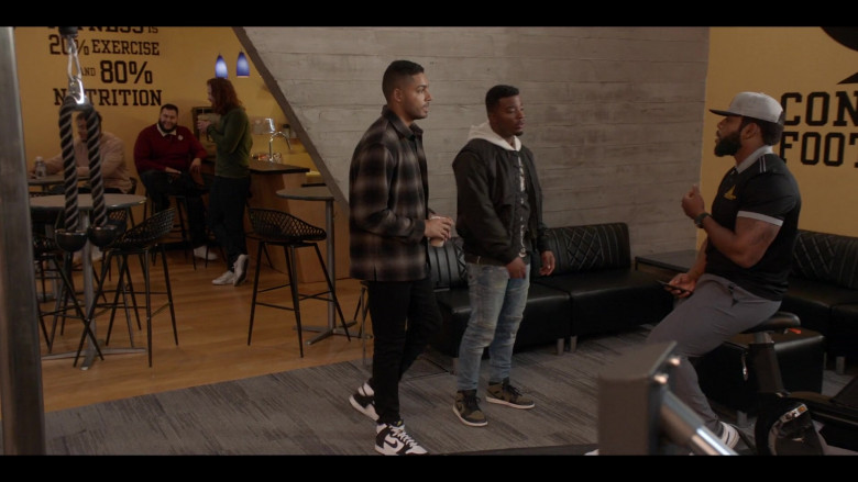 Nike Sneakers in All American S05E06 Can't Nobody Hold Me Down (1)