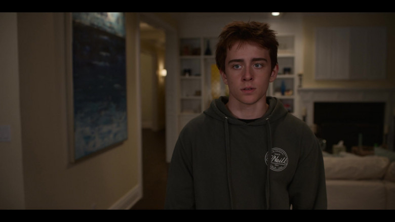 O'Neill Green Hoodie of Sam McCarthy as Charlie Harding in Dead to Me S03E02 We Need to Talk (4)