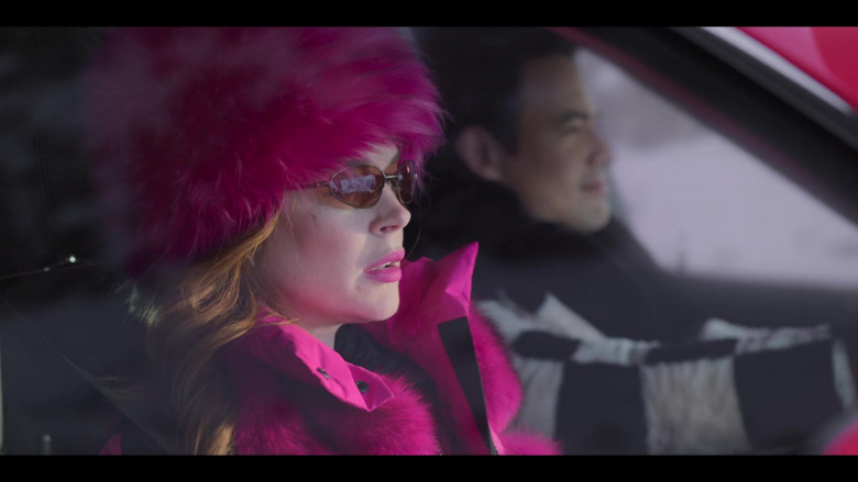 Oakley Women's Sunglasses of Lindsay Lohan as Sierra Belmont in Falling for Christmas (1)