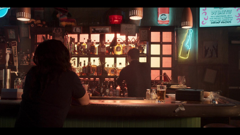 Ole Smoky Moonshine Sign, Hamm's and Coors Banquet Beer in Blockbuster S01E08 Special Guy Day (2022)
