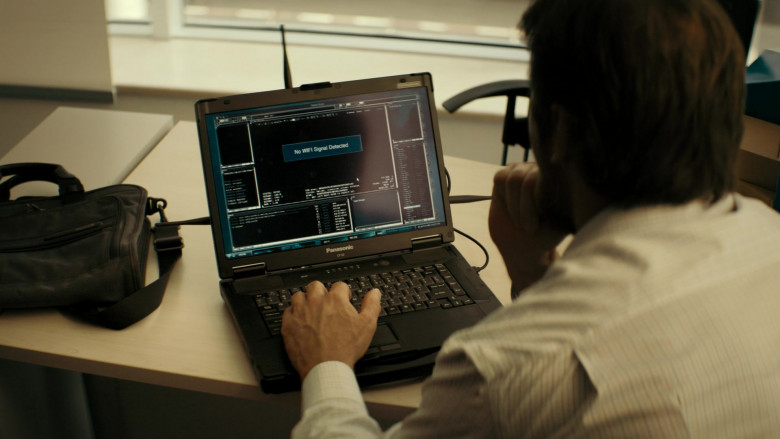 Panasonic Toughbook CF-52 Laptop in SEAL Team S06E08 Aces and Eights (2022)