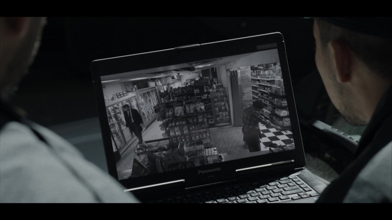 Panasonic Toughbook Laptop in The Calling S01E01 He's Gone (2)