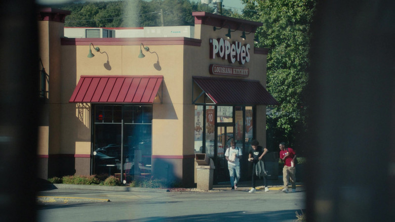 Popeyes Louisiana Kitchen Fast-food Restaurant in Atlanta S04E10 It Was All a Dream (4)