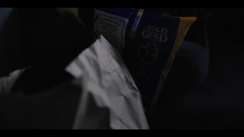 Rold Gold Pretzels in Yellowstone S05E01 One Hundred Years Is Nothing (2022)