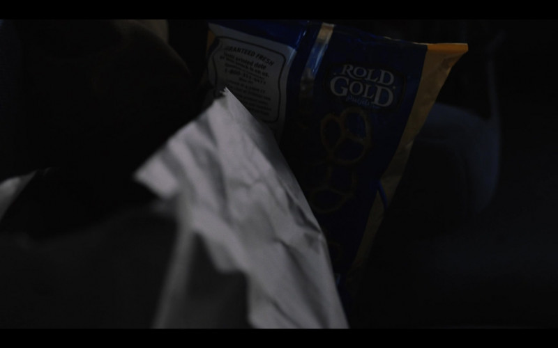 Rold Gold Pretzels in Yellowstone S05E01 One Hundred Years Is Nothing (2022)