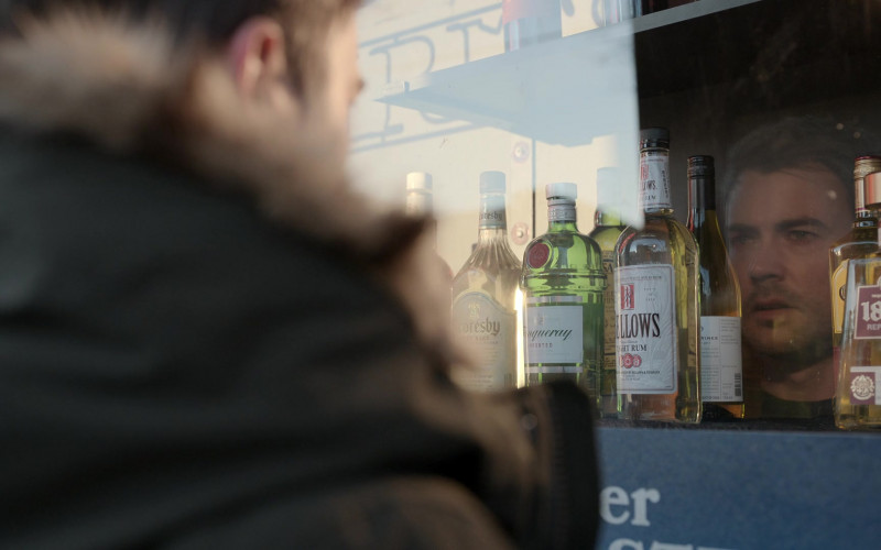 Scoresby Very Rare Blended Scotch Whisky, Tanqueray Gin, Bellows Light Rum and 1800 Tequila in Manifest S04E07 Romeo (2022)