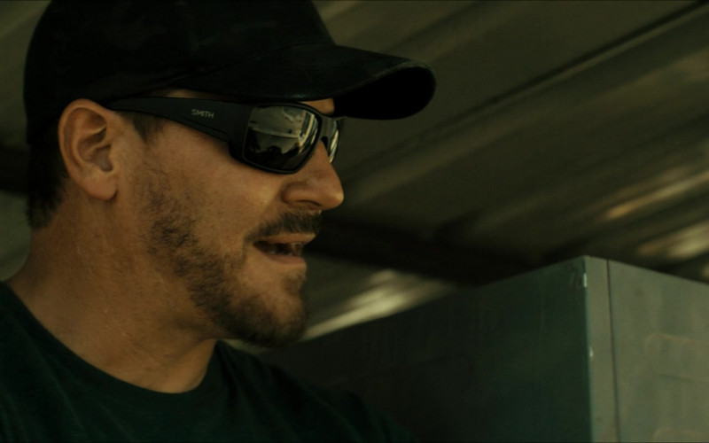Smith Optics Sunglasses in SEAL Team S06E09 Damage Assessment (2)
