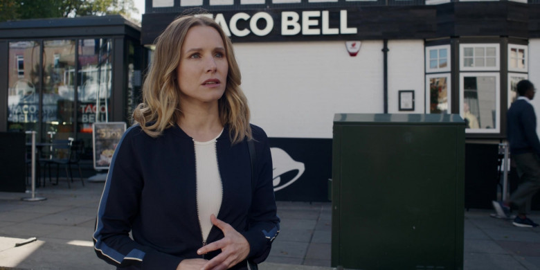 Taco Bell Fast-Food Restaurant in The People We Hate at the Wedding (3)