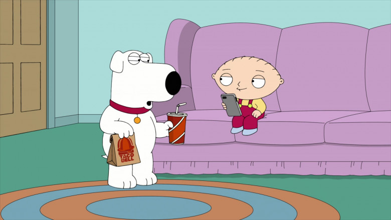 Taco Bell Fast Food in Family Guy S21E08 Get Stewie (1)