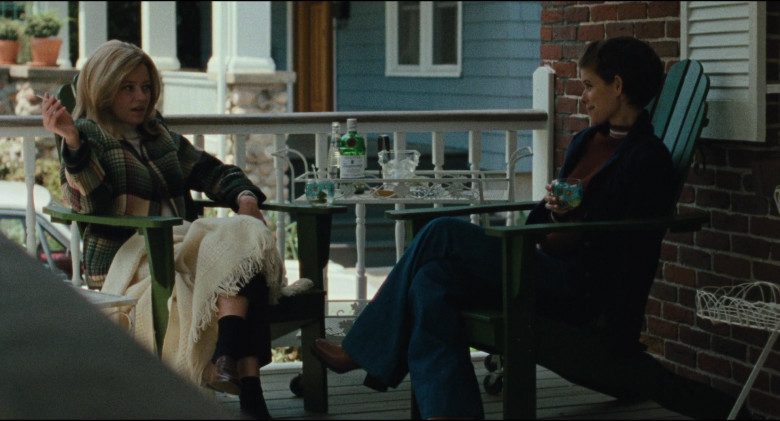 Tanqueray Gin Enjoyed by Elizabeth Banks as Joy and Kate Mara as Lana in Call Jane (2022)