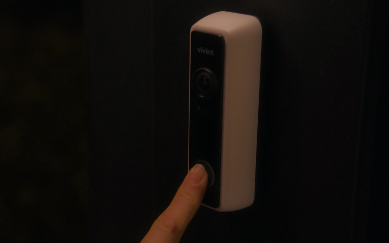 Vivint Smart Home Security in The Guardians of the Galaxy Holiday Special (2)