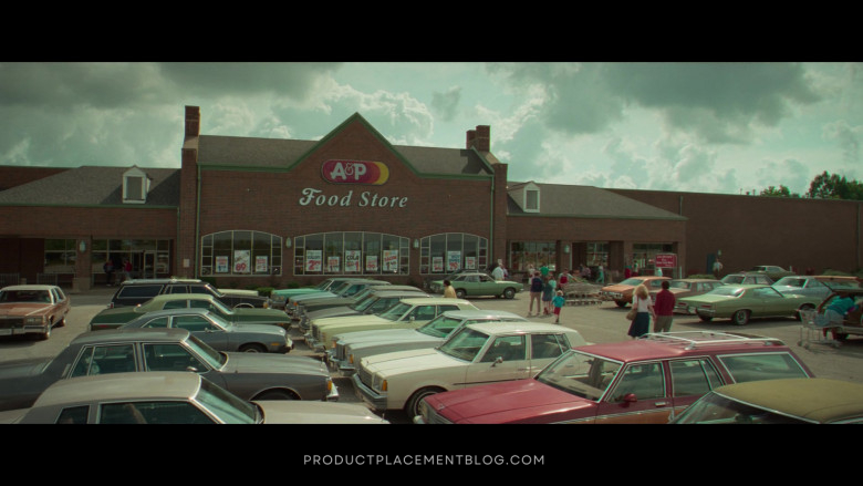 A&P Food Store in White Noise (2022)
