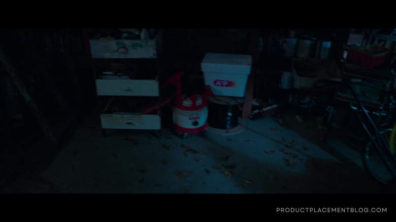 A&P Store Box in White Noise (2022)