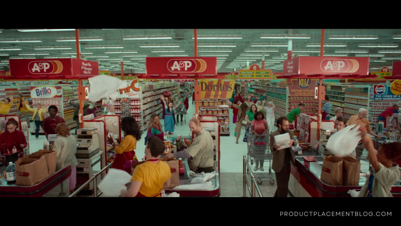 A&P Store, Brillo, Hi-C, Doritos, Ritz Crackers, Pepsi in White Noise (2022)