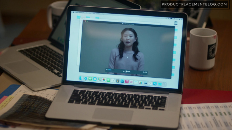 Apple MacBook Laptops in So Help Me Todd S01E09 Swipe Wright (4)