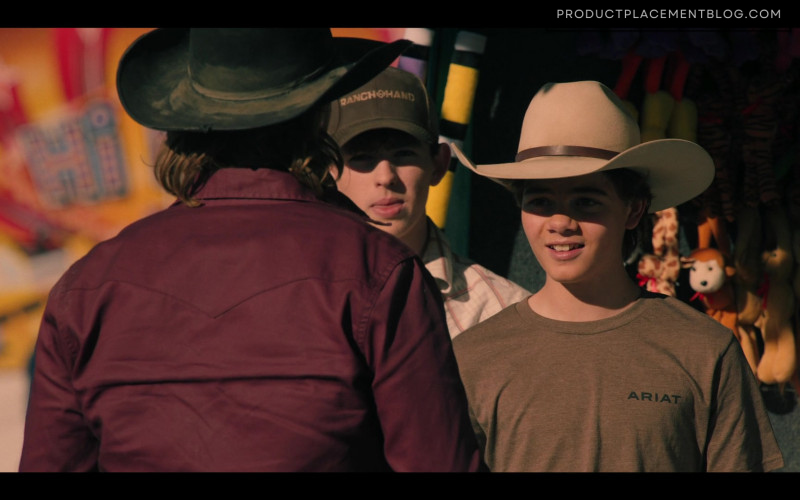 Ariat T-Shirt in Yellowstone S05E07 The Dream Is Not Me (2)
