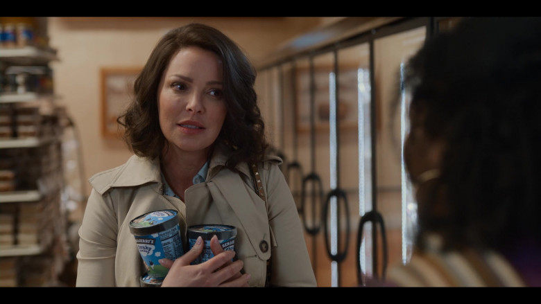 Ben & Jerry's Ice Cream Held by Katherine Heigl as Tully Hart in Firefly Lane S02E01 Wish You Were Here (1)