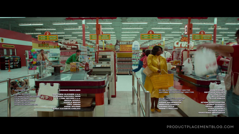 Coca-Cola, Hershey's Syrups, Crush, Nabisco Nilla Waffers, A&P Store in White Noise (2022)