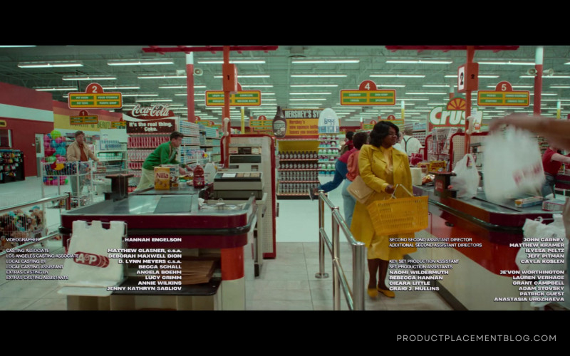 Coca-Cola, Hershey's Syrups, Crush, Nabisco Nilla Wafers, A&P Store in White Noise (2022)
