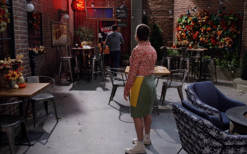 Converse All-Star Hi White Sneakers Worn by Mayim Bialik in Call Me Kat S03E08 Call Me Fancy Puffenstuff (2022)
