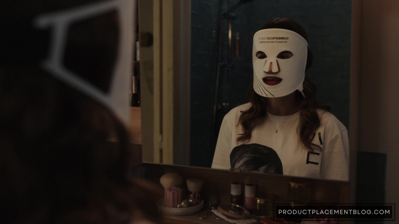 CurrentBody Skin LED Light Therapy Mask Used by Lily Collins as Emily Cooper in Emily in Paris S03E01 I Have Two Lovers (1)