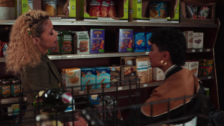 Deep River Snacks, Zapp's Chips, Tate's Bake Shop Cookies, Frontera Jalapeno Salsa, Blue Diamond, Annie's, Kellogg's Club Original Crackers in First Wives Club S03E06 Ask the Lonely (2022)