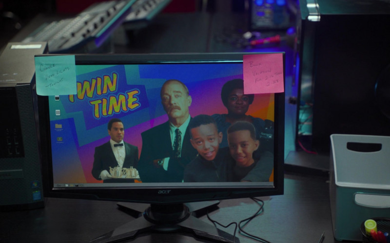 Dell Computer and Acer Monitor in South Side S03E08 "Littlepalooza" (2022)