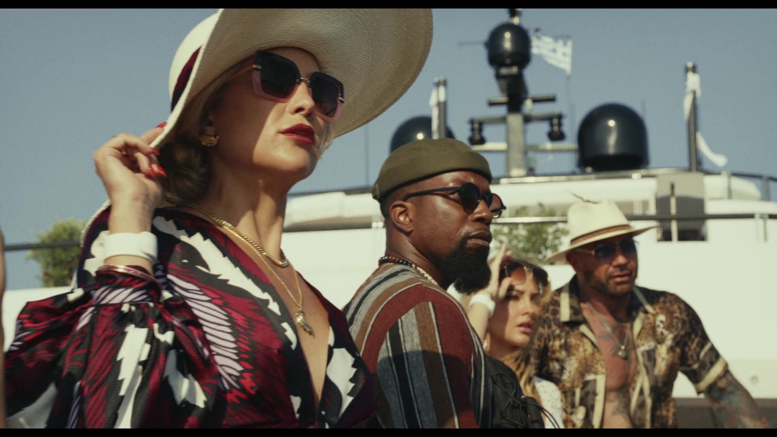 Dolce & Gabbana Sunglasses Worn By Kate Hudson As Birdie Jay In Glass