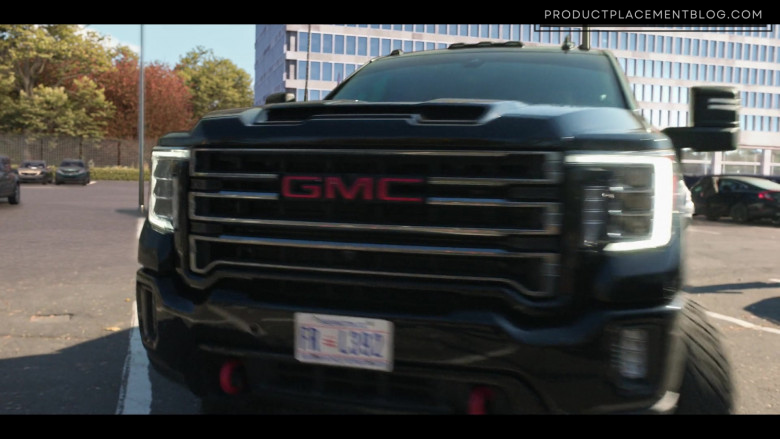 GMC Car in The Recruit S01E04 I.Y.D.I.A.A.C. (2)