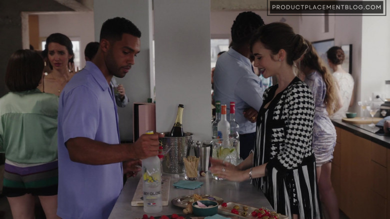 Grey Goose Premium French Vodka Bottles in Emily in Paris S03E05 Ooo La La Liste (5)