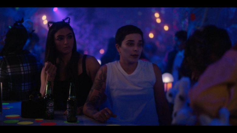 Heineken Beer Bottles in The L Word Generation Q S03E04 Last to Know (5)