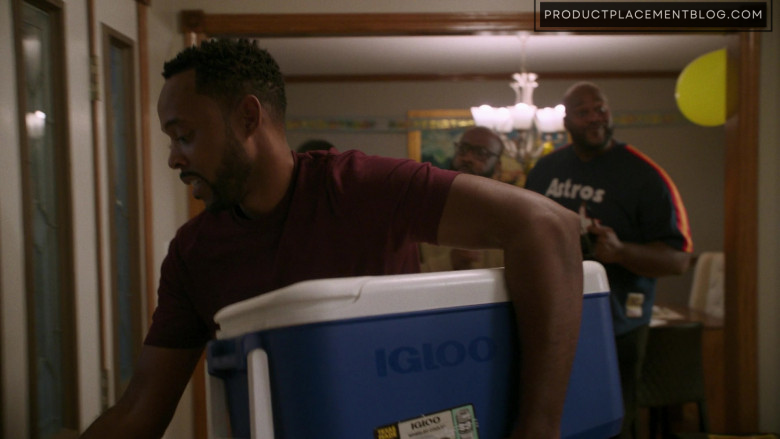 Igloo Cooler in South Side S03E04 South Suburbs (2022)