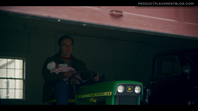 John Deere Riding Lawn Mower Used by Michael Shannon as George Jones in George & Tammy S01E03 We're Gonna Hold On (1)