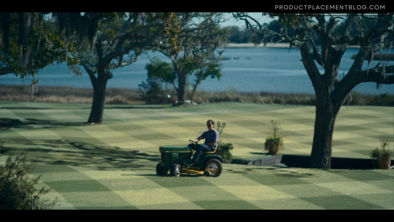 John Deere Riding Lawn Mower Used by Michael Shannon as George Jones in George & Tammy S01E03 We're Gonna Hold On (2)