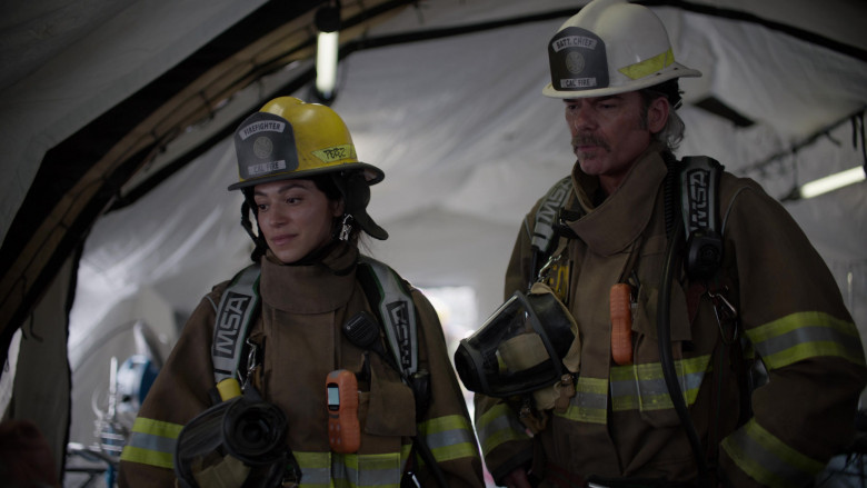 MSA Safety Self Contained Breathing Apparatus (SCBA) in Fire Country S01E07 Happy to Help (5)