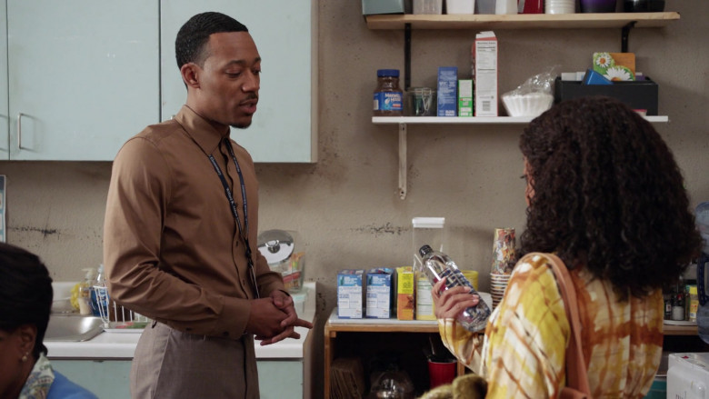 Maxwell House Coffee in Abbott Elementary S02E09 Sick Day (2022)