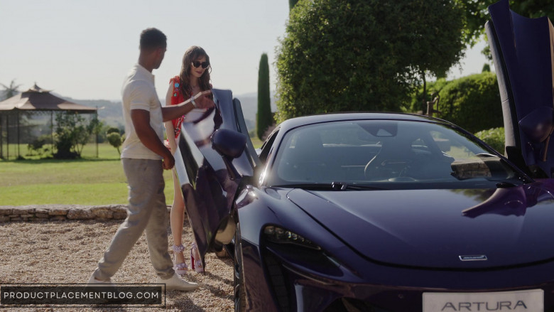 McLaren Artura High-Performance Hybrid Sports Car in Emily in Paris S03E06 Ex-en-Provence (4)