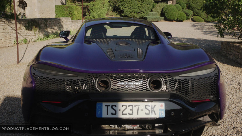 McLaren Artura High-Performance Hybrid Sports Car in Emily in Paris S03E06 Ex-en-Provence (6)
