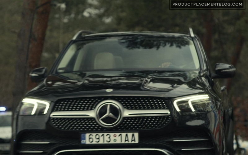 Mercedes-Benz Car in Tom Clancy’s Jack Ryan S03E05 Druz’ya i Vragi (2022)