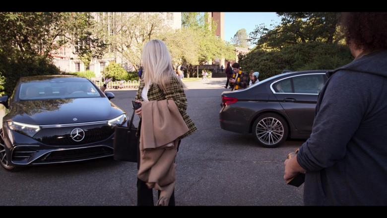 Mercedes-Benz EQS Car in The Sex Lives of College Girls S02E05 Taking Shots (1)