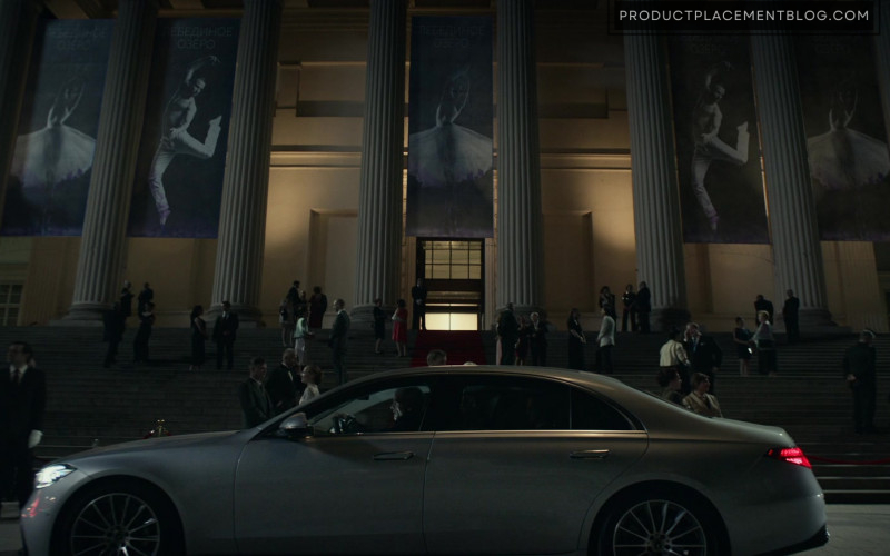 Mercedes-Benz S-Class Car in Tom Clancy’s Jack Ryan S03E07 Moscow Rules (1)
